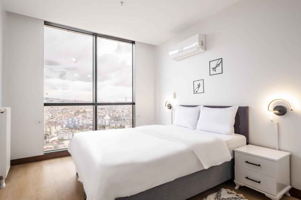 Charming Flat With City View In Atasehir Isztambul Kültér fotó