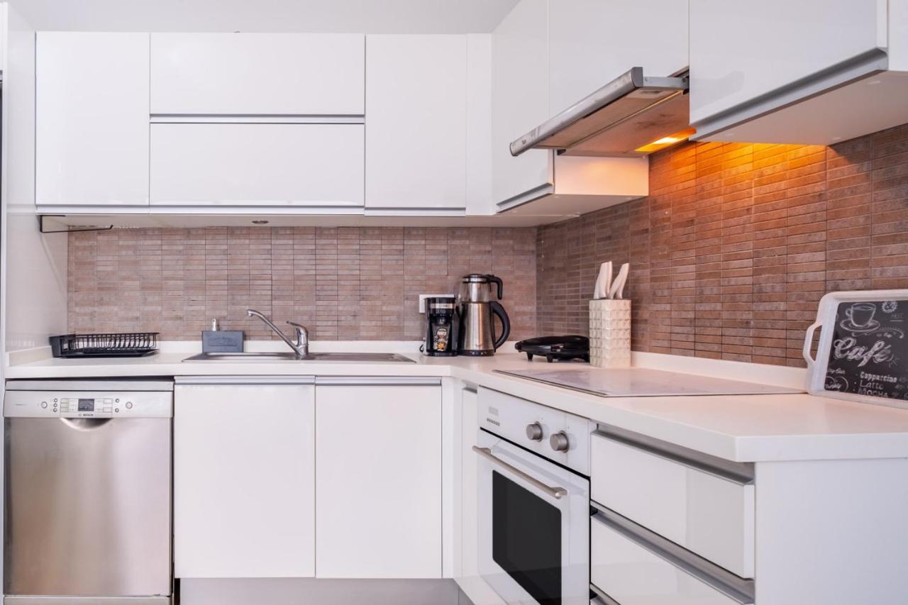 Charming Flat With City View In Atasehir Isztambul Kültér fotó